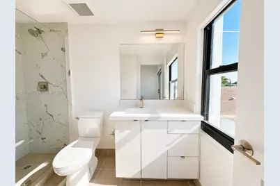 2511 Pierce St #7, Hollywood, FL 33020 - Photo 15
