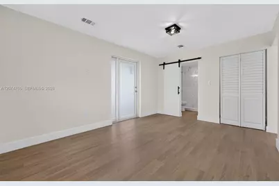 2390 Superior St, Opa-Locka, FL 33054 - Photo 11