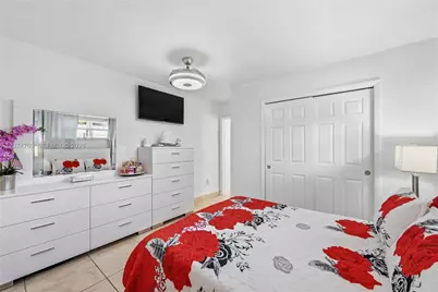 8641 NW 25th Ct, Sunrise, FL 33322 - Photo 13