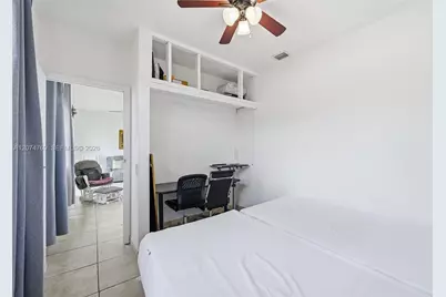 8641 NW 25th Ct, Sunrise, FL 33322 - Photo 9