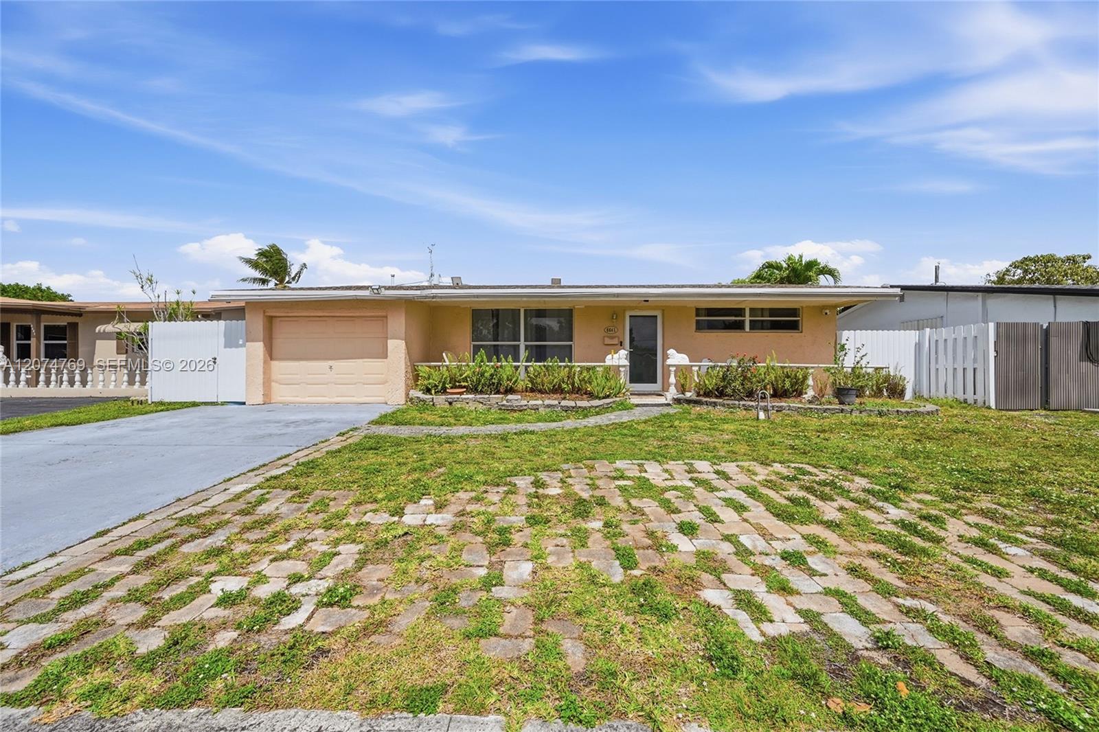 8641 NW 25th Ct - 8641 NW 25th Ct, Sunrise, FL 33322 Luxury Property | Jose Angel Pina