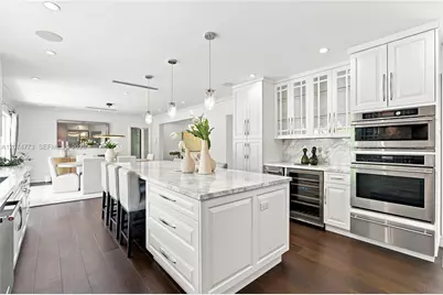 3267 Riviera Dr, Coral Gables, FL 33134 - Photo 9