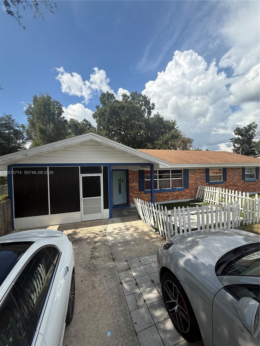679 Ave G #1 - 679 Ave G #1, Winter Haven, FL 33880 Luxury Property | Jose Angel Pina