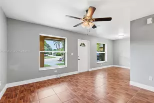 879 SW 10th St, Florida City, FL 33034 - Photo 5