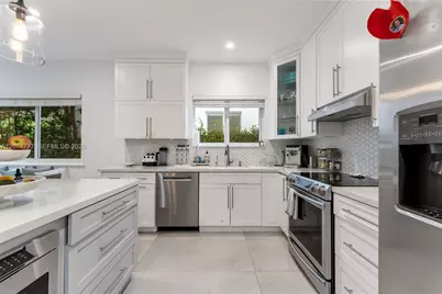 3068 Shipping Avenue, Coconut Grove, FL 33133 - Photo 11