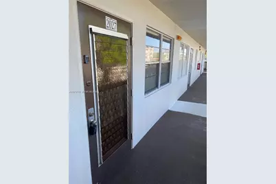 2027 Hythe B #2027, Boca Raton, FL 33434 - Photo 1