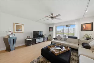 441 SE 3rd St, Dania Beach, FL 33004 - Photo 11