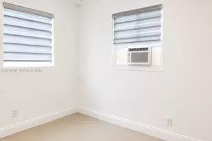 802 NW 3rd Terrace, Hallandale Beach, FL 33009 - Photo 11