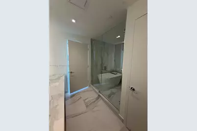 1400 Biscayne Boulevard #2702, Miami, FL 33132 - Photo 27