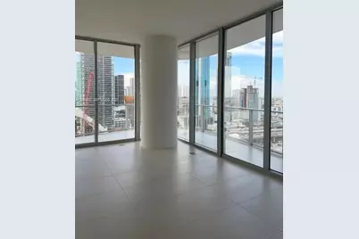 1400 Biscayne Boulevard #2702, Miami, FL 33132 - Photo 9