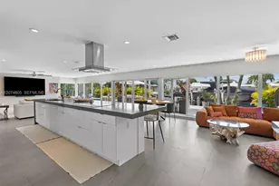 2812 NE 28th St, Fort Lauderdale, FL 33306 - Photo 17