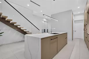 1404 NE 5th St, Fort Lauderdale, FL 33301 - Photo 7