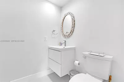 110 Salamanca Ave #403, Coral Gables, FL 33134 - Photo 13