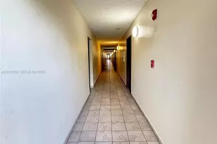 4855 NW 7th St, Miami, FL 33126 - Photo 17
