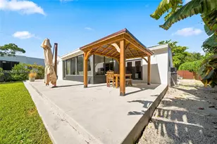 12025 NE 5th Ave, Biscayne Park, FL 33161 - Photo 29