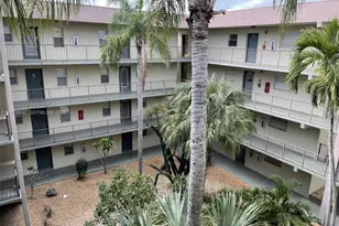 1810 SW 81st Ave, North Lauderdale, FL 33068 - Photo 15