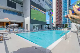 20 NE 11th St, Miami, FL 33132 - Photo 23