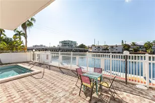 8530 Byron Ave, Miami Beach, FL 33141 - Photo 23