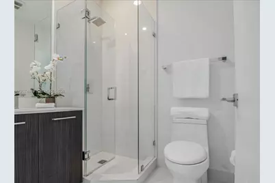 55 SW 9th St #4409, Miami, FL 33130 - Photo 9