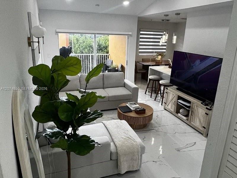 20950 SW 87th Ave #305 - 20950 SW 87th Ave #305, Cutler Bay, FL 33189 Luxury Property | Jose Angel Pina