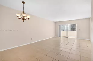 7500 NW 30th Pl, Sunrise, FL 33313 - Photo 9