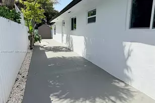 3144 SW 23rd St, Miami, FL 33145 - Photo 19