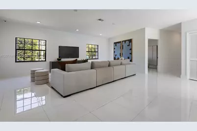 11601 SW 88th Ave, Miami, FL 33176 - Photo 13