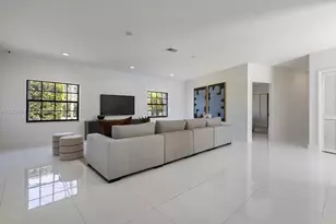 11601 SW 88th Ave, Miami, FL 33176 - Photo 13