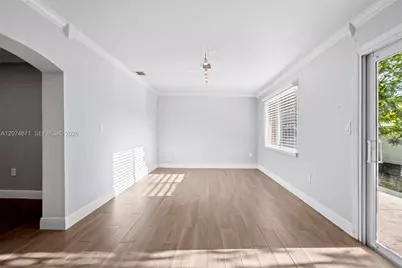 225 SW 102nd Pl, Sweetwater, FL 33174 - Photo 35