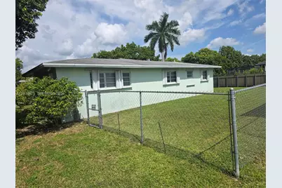 15905 SW 280th St, Homestead, FL 33031 - Photo 9