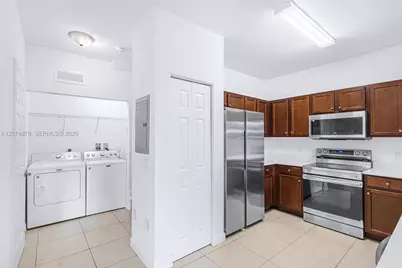 260 NW 109th Ave #204, Miami, FL 33172 - Photo 3