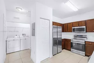 260 NW 109th Ave, Miami, FL 33172 - Photo 3