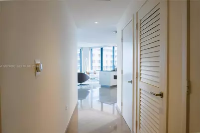 88 SW 7 #2112, Miami, FL 33130 - Photo 13