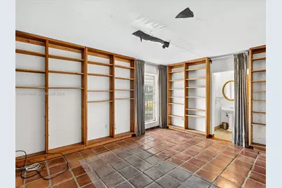 5710 SW 89th Ave, Miami, FL 33173 - Photo 11