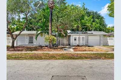 5710 SW 89th Ave, Miami, FL 33173 - Photo 1