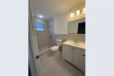 1864 NW 27th St #B, Miami, FL 33142 - Photo 3