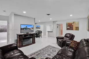 903 W 77th St, Hialeah, FL 33014 - Photo 3