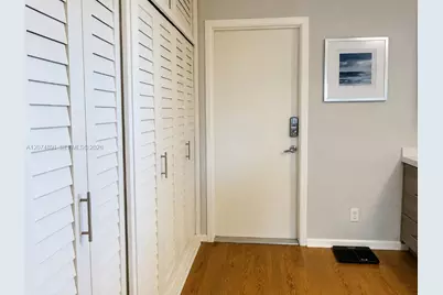 815 Middle River Dr #304, Fort Lauderdale, FL 33304 - Photo 13