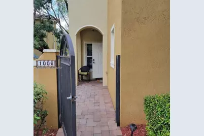 2851 W Prospect Rd #1006, Tamarac, FL 33309 - Photo 1