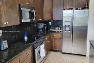 2851 W Prospect Rd, Tamarac, FL 33309 - Photo 5