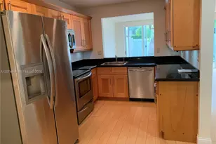 4447 NW 98th Ave, Doral, FL 33178 - Photo 3