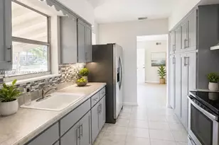 17830 NW 14th Pl, Miami Gardens, FL 33169 - Photo 5