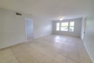 15591 SW 105th Terrace, Miami, FL 33196 - Photo 13