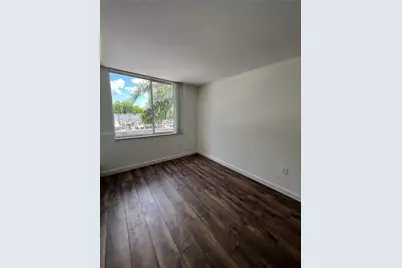 1720 NW N River Dr #210, Miami, FL 33125 - Photo 11