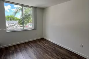 1720 NW N River Dr, Miami, FL 33125 - Photo 11