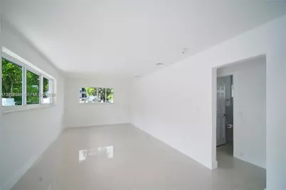 2388-2390 NE 173rd St, North Miami Beach, FL 33160 - Photo 5