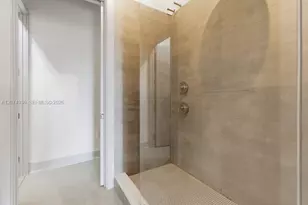 425 N Andrews Ave, Fort Lauderdale, FL 33301 - Photo 9
