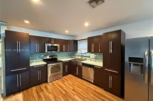 56 NW 39th St, Miami, FL 33127 - Photo 5