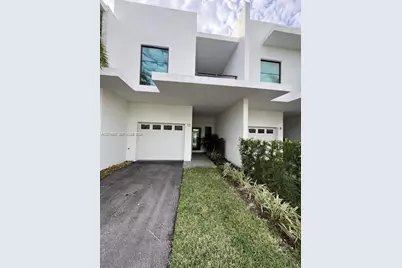 2511 Pierce St #4, Hollywood, FL 33020 - Photo 1