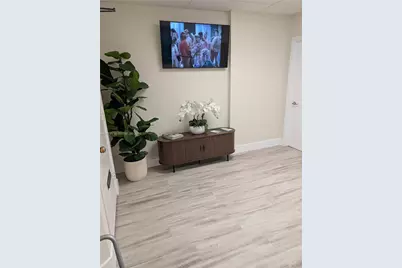 9495 SW 72nd St, Miami, FL 33173 - Photo 3